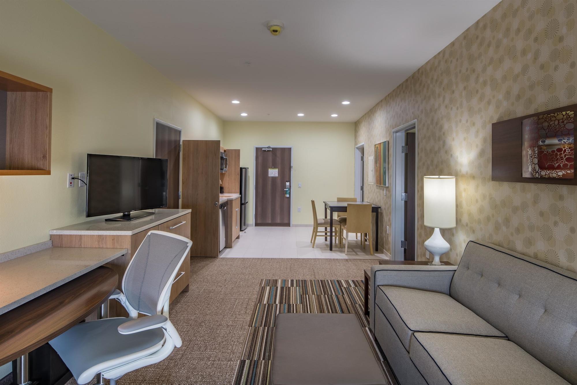 Home2 Suites By Hilton Dallas ДеСото Екстериор снимка